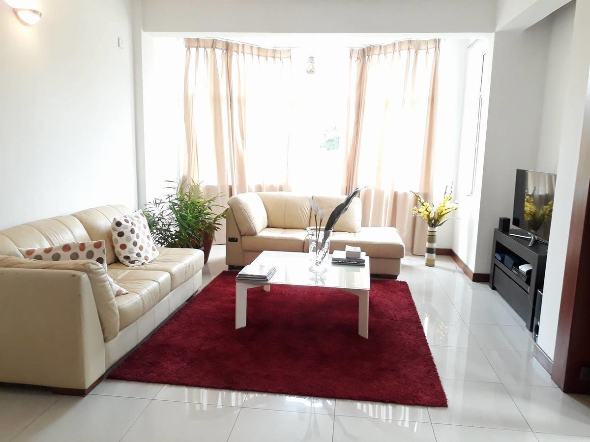 Aston Luxury Apartments Коломбо Экстерьер фото
